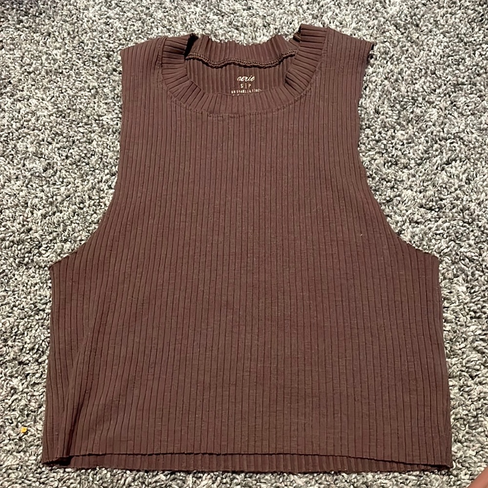 Aerie cut out tank